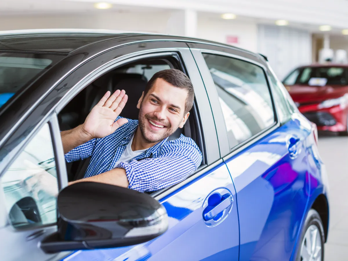 NOLEGGI AUTO A LUNGO TERMINE